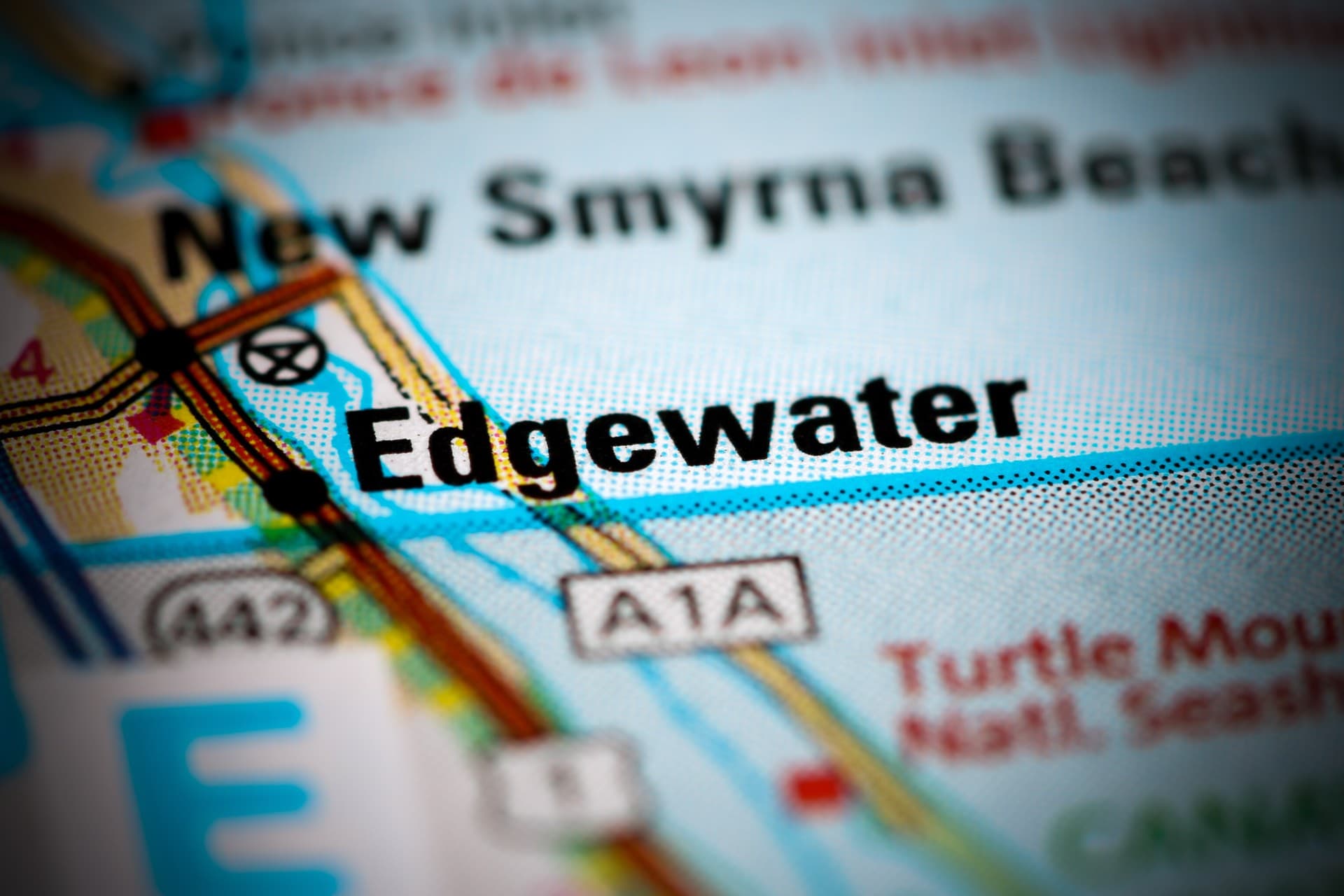 Scenic waterfront view of Edgewater, Florida homes and natural landscape